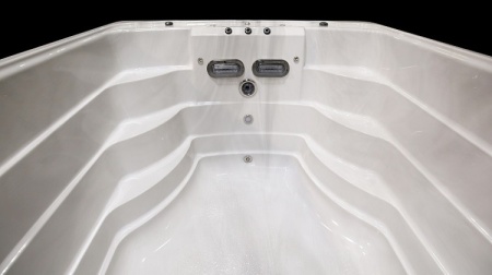 Плавательный спа-бассейн Jacuzzi J-16 PowerActive Плавательный спа-бассейн Jacuzzi J-16 PowerActive