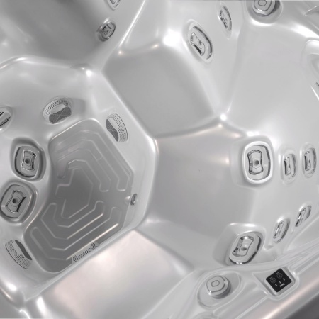 Гидромассажный спа-бассейн Wellis Makalu Life Deluxe