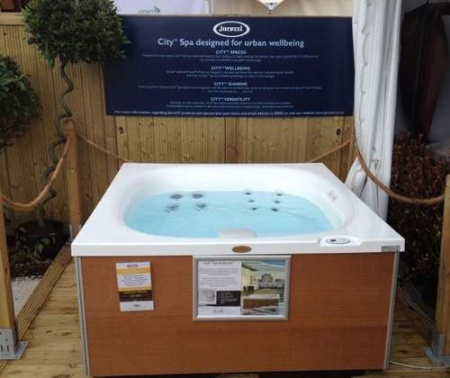 Спа бассейн Jacuzzi City Spa Спа бассейн Jacuzzi City Spa